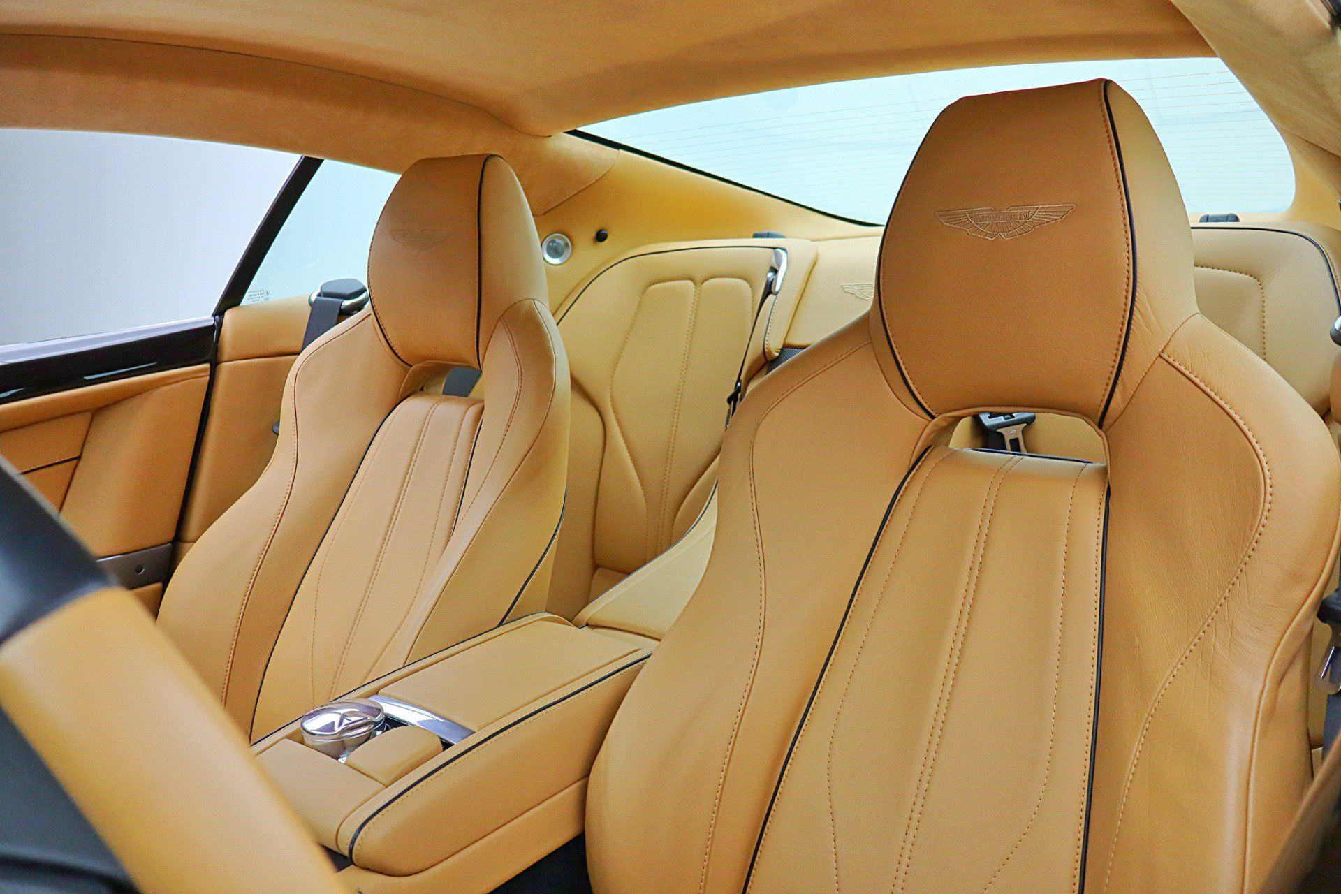 Used 2012 Aston Martin Virage Coupe RWD image 25