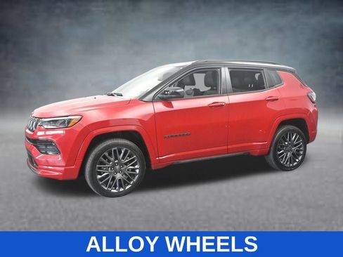 Used 2023 Jeep Compass High Altitude AWD/4WD image 3