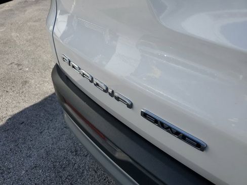 Used 2024 GMC Acadia Elevation w/ Luxury Package image 12