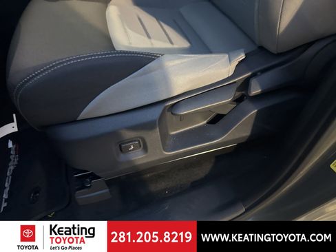 Certified 2025 Toyota Tacoma TRD Sport image 15