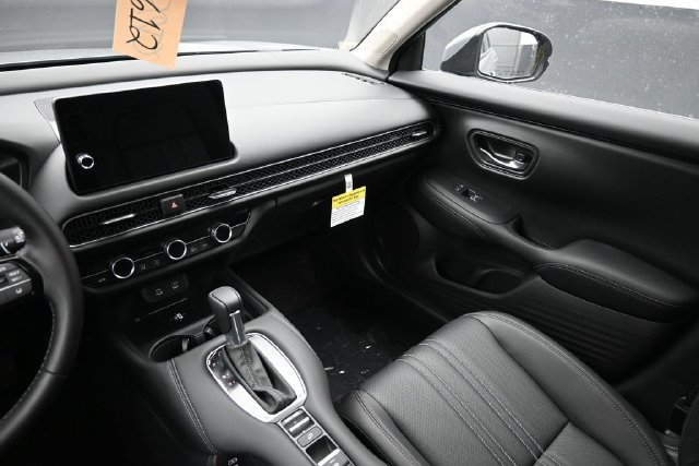 New 2027 Honda HR-V EX-L image 13