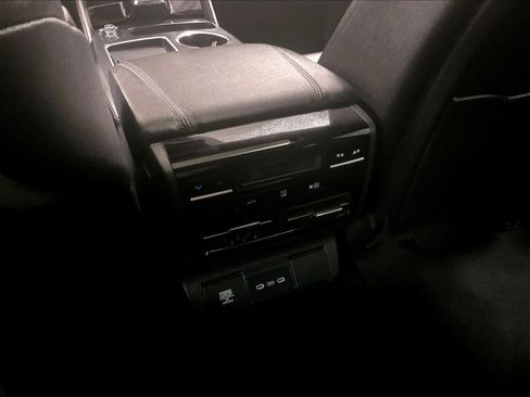 Used 2025 Acura MDX SH-AWD image 29