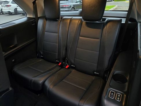 Used 2024 Mercedes-Benz GLS 450 4MATIC image 14