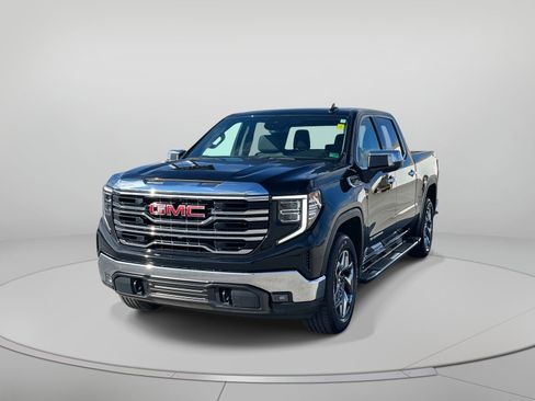 Used 2022 GMC Sierra 1500 SLT w/ SLT Convenience Package image 9