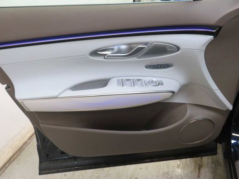 New 2026 Genesis GV70 2.5T Advanced AWD/4WD image 10