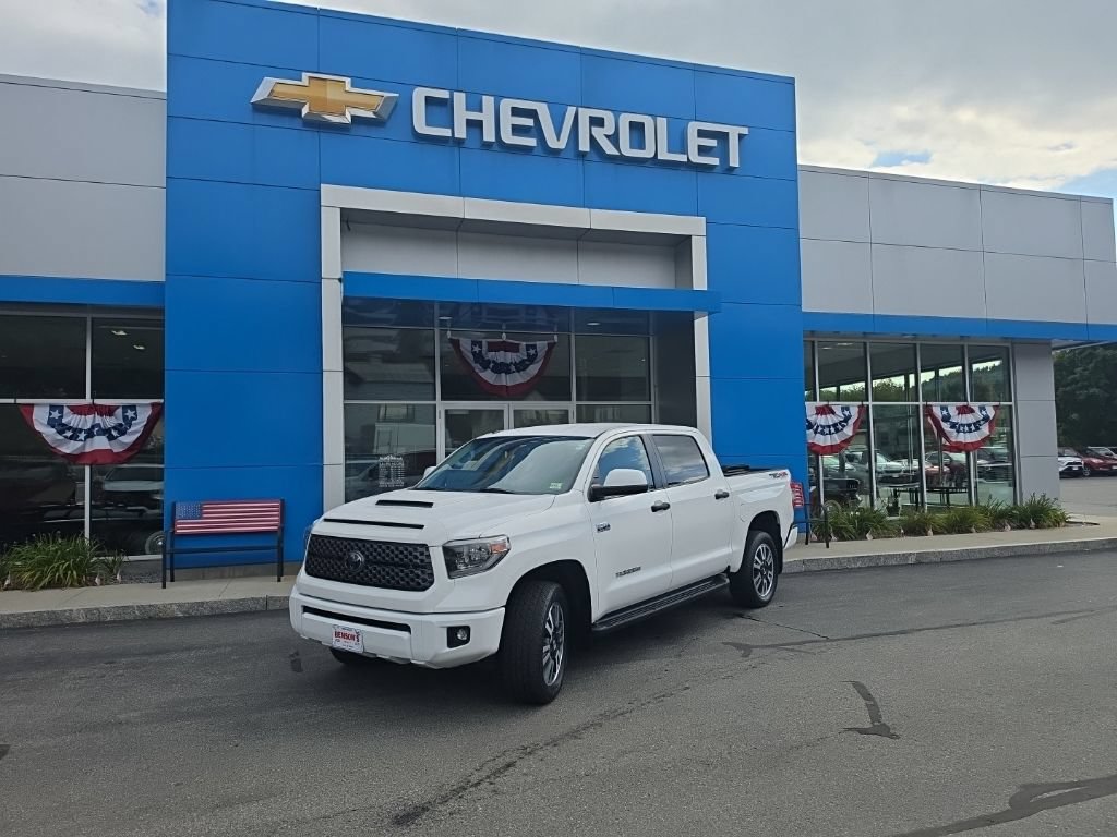 Used 2018 Toyota Tundra SR5 w/ TRD Sport Package AWD/4WD image 1