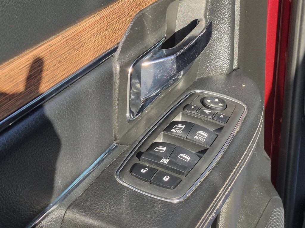 Used 2018 RAM 2500 Laramie RWD image 25