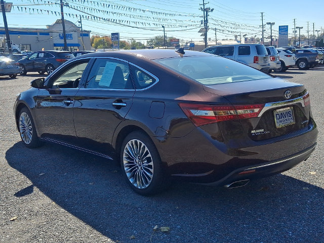 Used 2018 Toyota Avalon Limited w/ All Weather Liner Package FWD image 4