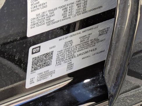 Used 2024 GMC Sierra 1500 AT4 w/ Technology Package image 24