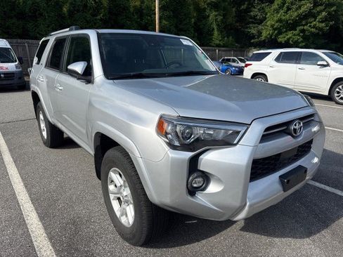 Used 2023 Toyota 4Runner SR5 AWD/4WD image 1