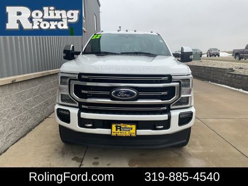 Used 2022 Ford F250 Platinum w/ FX4 Off-Road Package image 4