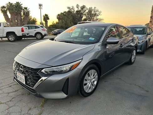 Used 2024 Nissan Sentra S image 16