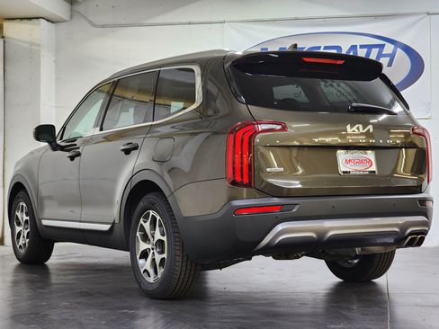 Used 2022 Kia Telluride EX AWD/4WD image 9