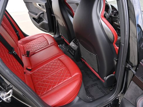 Used 2019 Audi S4 Premium Plus w/ Premium Plus Package AWD/4WD image 15