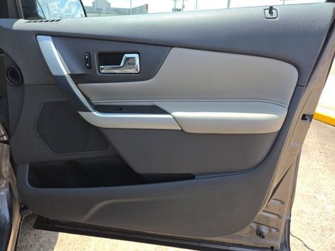 Used 2014 Ford Edge SEL w/ Equipment Group 205A FWD image 17