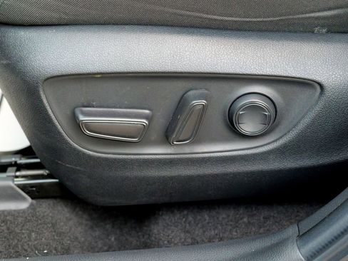 Used 2023 Toyota RAV4 XLE w/ Convenience Package AWD/4WD image 23