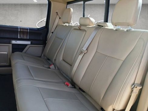 Used 2020 Ford F150 Lariat image 22