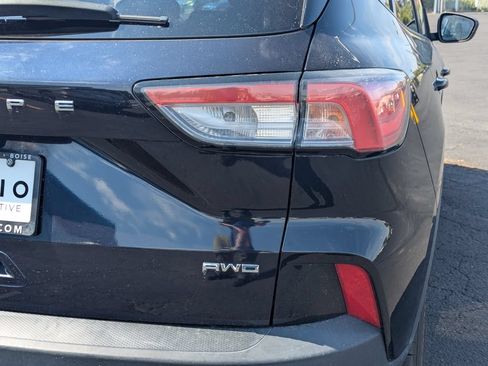 Used 2021 Ford Escape SE AWD/4WD image 4