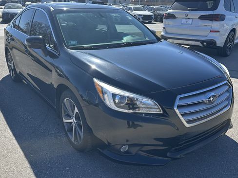 Used 2017 Subaru Legacy 2.5i Limited image 2