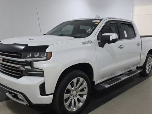 Used 2021 Chevrolet Silverado 1500 High Country w/ Technology Package AWD/4WD image 6