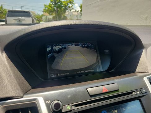 Used 2017 Acura TLX w/ Technology Package FWD image 25