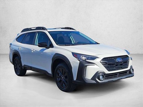 Certified 2025 Subaru Outback Onyx Edition image 3