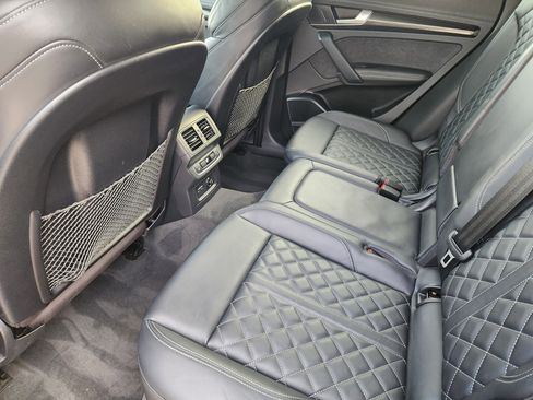 Used 2021 Audi SQ5 Prestige image 30