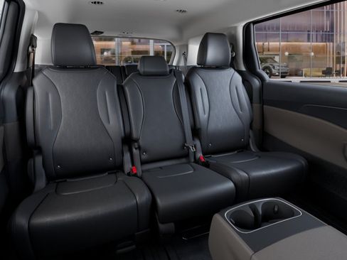 New 2027 Kia Carnival FWD image 16