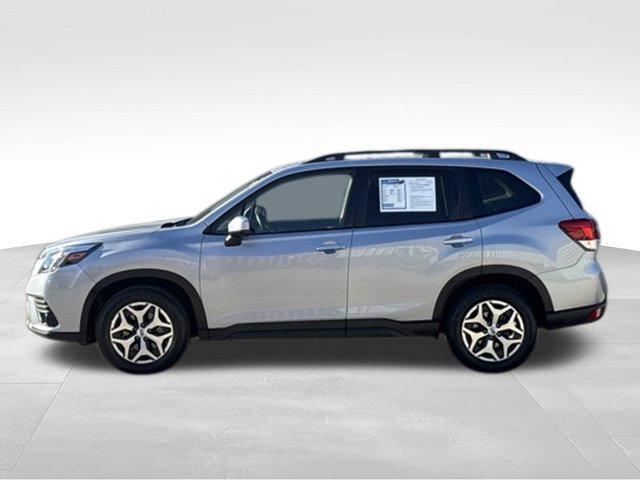 Used 2023 Subaru Forester Premium AWD/4WD image 4