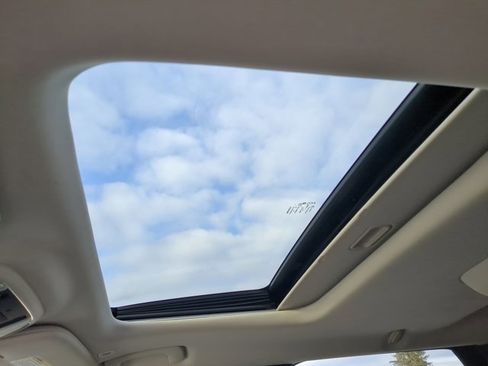 Used 2018 Dodge Durango GT image 19