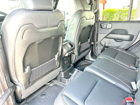 New 2026 Jeep Wrangler Unlimited Sahara AWD/4WD image 23