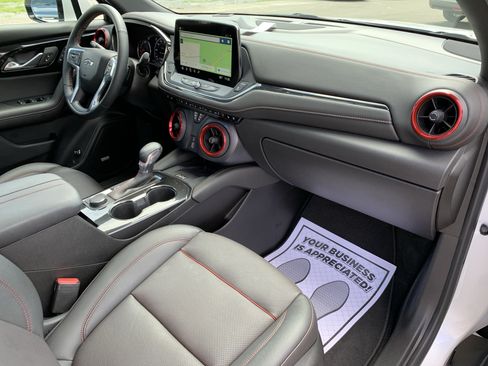 Used 2024 Chevrolet Blazer RS w/ Driver Confidence II Package FWD image 38