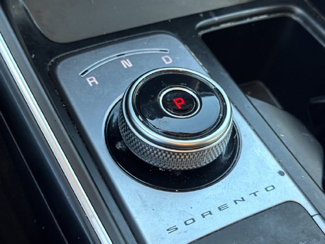 Used 2022 Kia Sorento EX AWD/4WD image 14