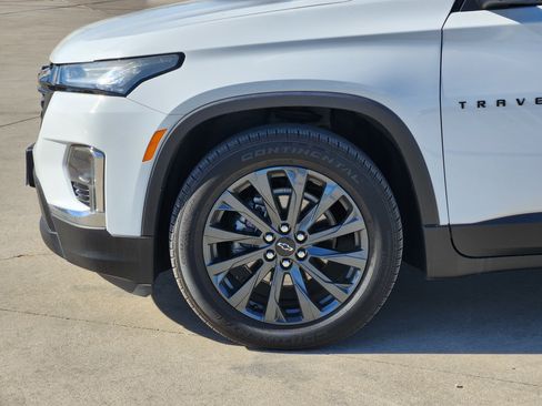 Certified 2023 Chevrolet Traverse RS w/ LPO, Floor Liner Package image 8