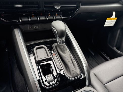 New 2026 GMC Canyon Elevation w/ Convenience Package image 17