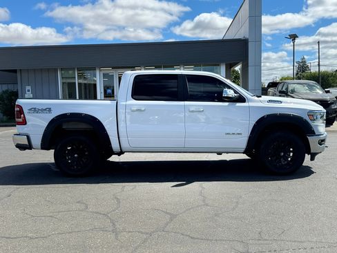 Used 2021 RAM 1500 Laramie w/ Off Road Group AWD/4WD image 3