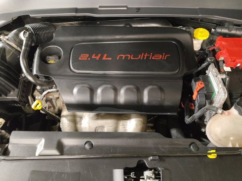 Used 2021 Jeep Compass Latitude AWD/4WD image 30