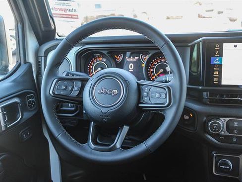 New 2025 Jeep Gladiator Sport image 14