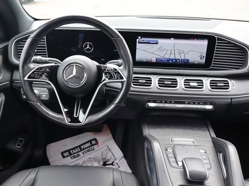 Used 2024 Mercedes-Benz GLE 450 4MATIC w/ AMG Line Exterior image 10