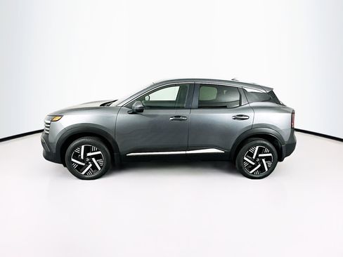 Used 2025 Nissan Kicks SV FWD image 4