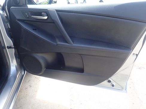 Used 2012 MAZDA MAZDA3 i Touring FWD image 24