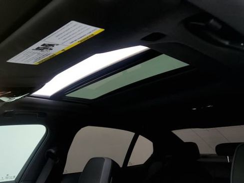 Used 2024 BMW i5 eDrive40i w/ M Sport Package RWD image 75