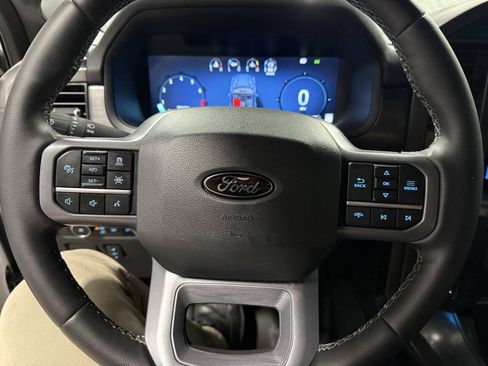 Used 2025 Ford F150 Lariat AWD/4WD image 24