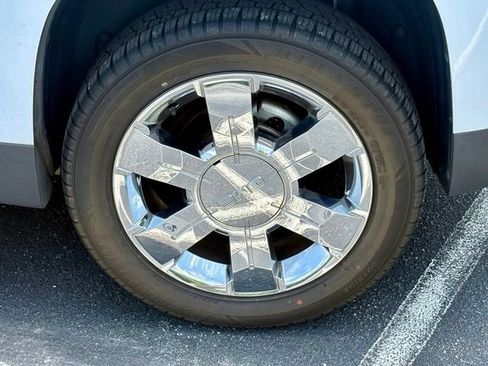 Used 2015 GMC Terrain SLE w/ Chrome Package AWD/4WD image 32