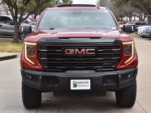 Used 2025 GMC Sierra 1500 AT4X image 3