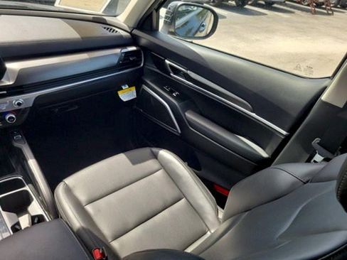 Used 2023 Kia Telluride S AWD/4WD image 13