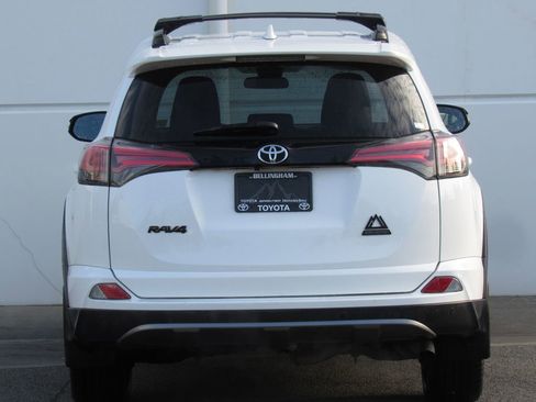 Used 2018 Toyota RAV4 Adventure image 7