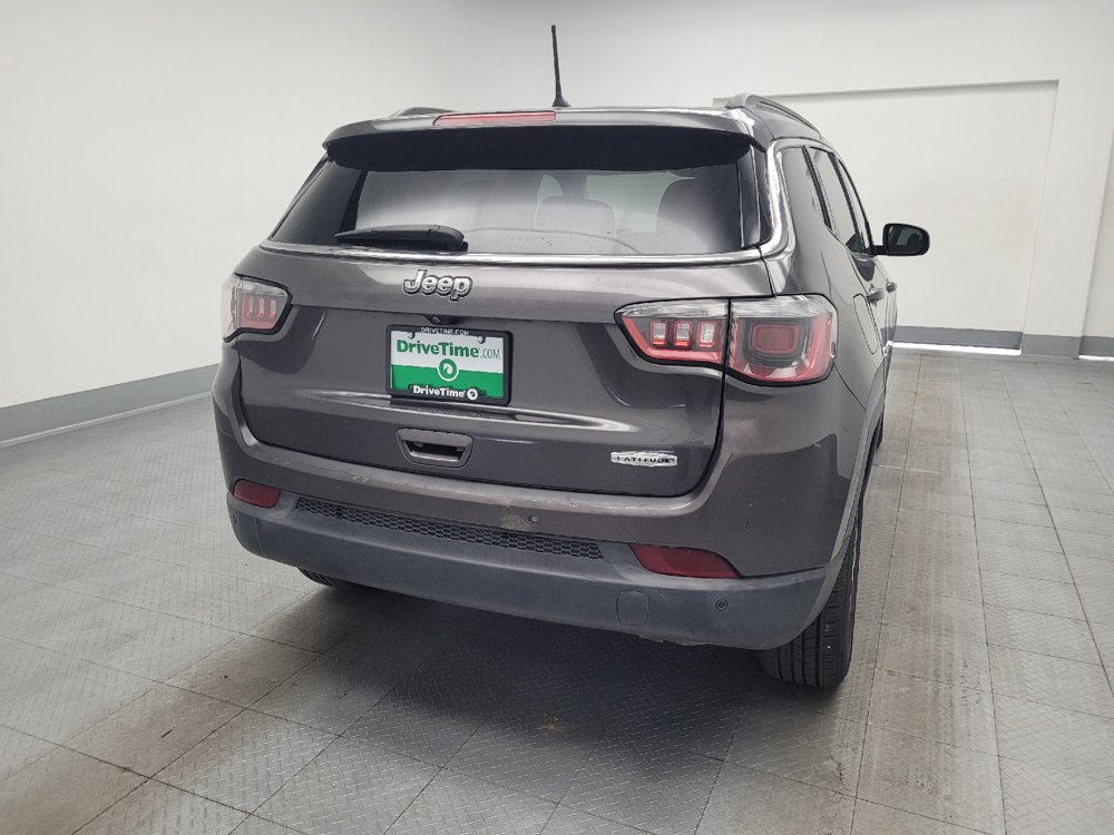 Used 2017 Jeep Compass Latitude w/ Safe & Security Group FWD image 7