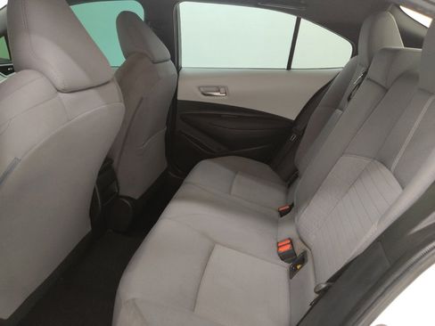 Used 2021 Toyota Corolla SE w/ SE Premium Package FWD image 18