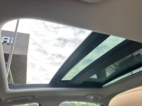 New 2025 Hyundai Sonata Limited image 18